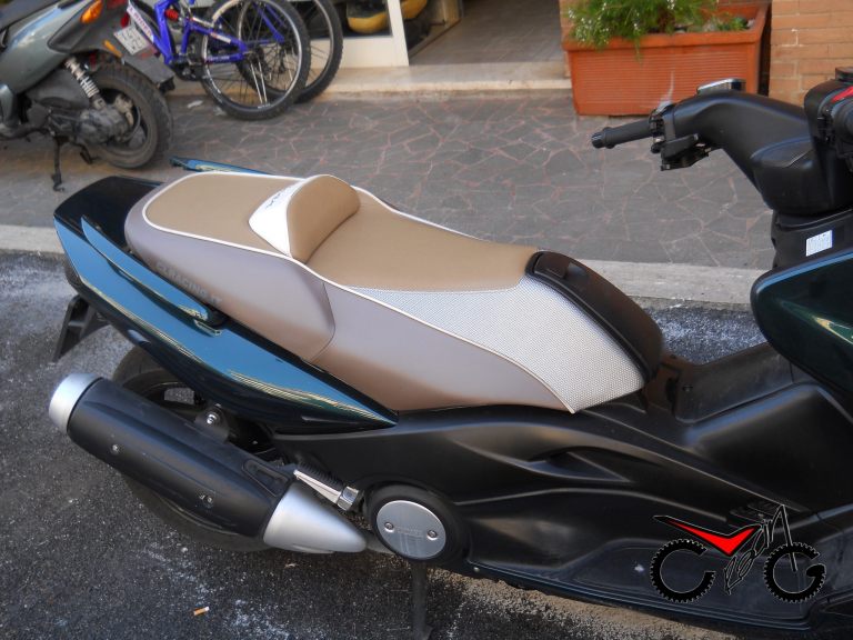 sella yamaha tmax